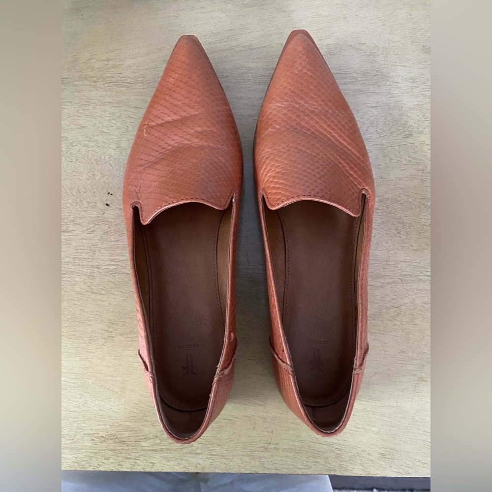 Frye Leather Loafers Gently Used